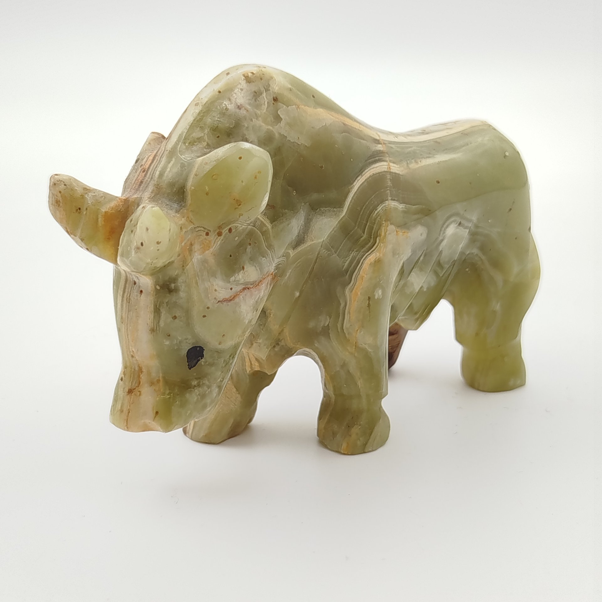 Статуэтка "Бык", оникс, резьба, Азия, 2000-2015 гг.