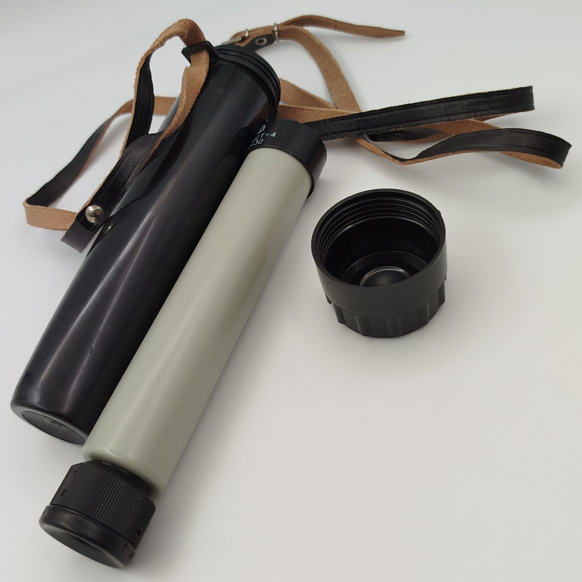 Труба зрительная "Турист-4" 10х30 в оригинальной коробке с документом, металл, стекло, пластик, Лыткаринский завод оптического стекла (ЛЗОС), СССР, 1984 г.