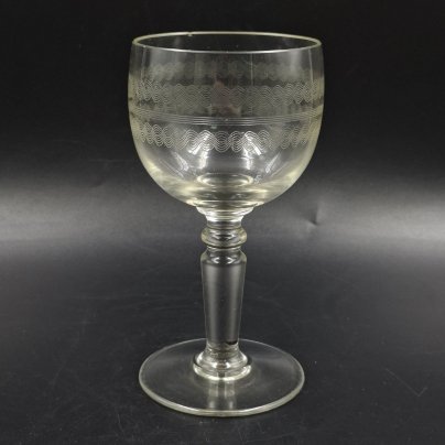 Бокал с орнаментальным декором, стекло, травление (пантография), Россия, 1910-1950 гг.