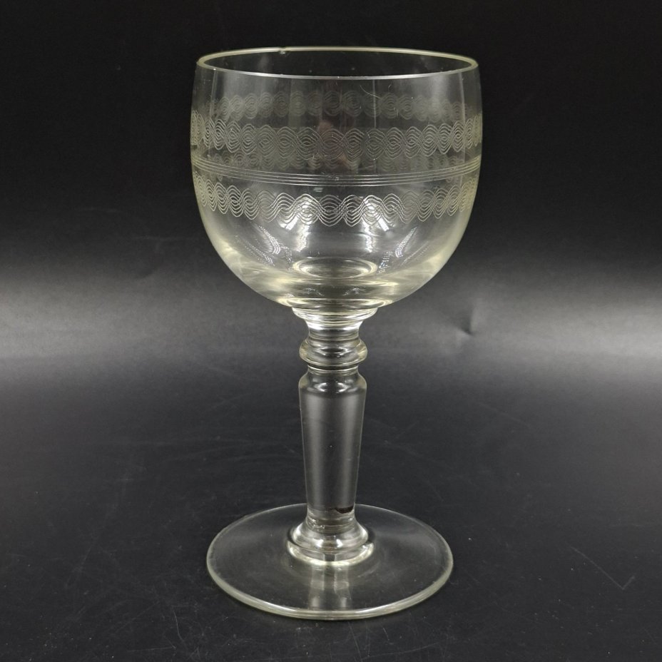 Бокал с орнаментальным декором, стекло, травление (пантография), Россия, 1910-1950 гг.