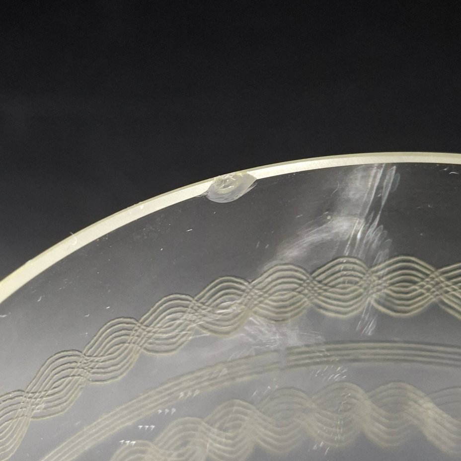 Бокал с орнаментальным декором