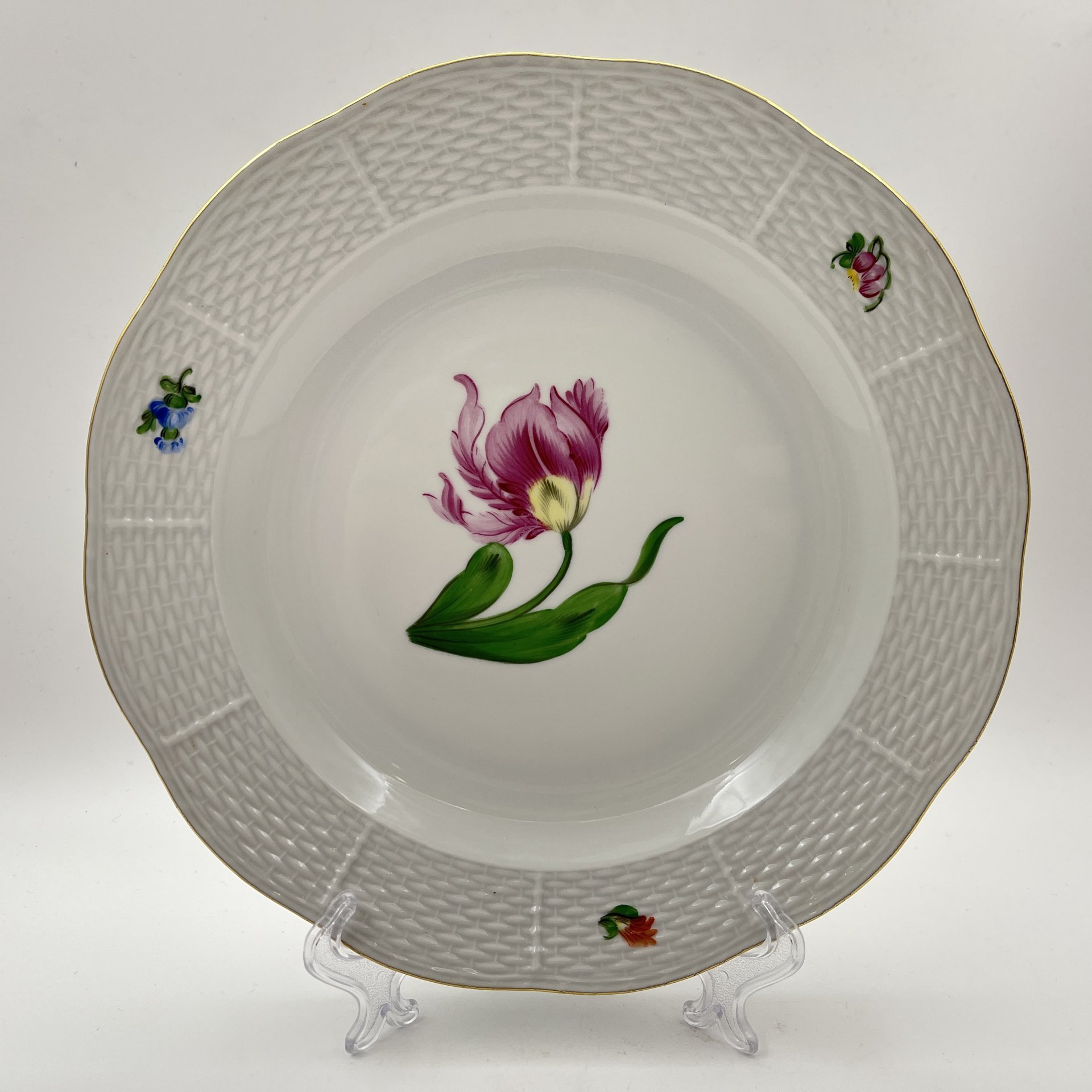 Тарелка, выполненная  в дизайне Kitty (KY), фарфор, роспись, золочение, Herend (Херенд), Венгрия, 1970-1986 гг.