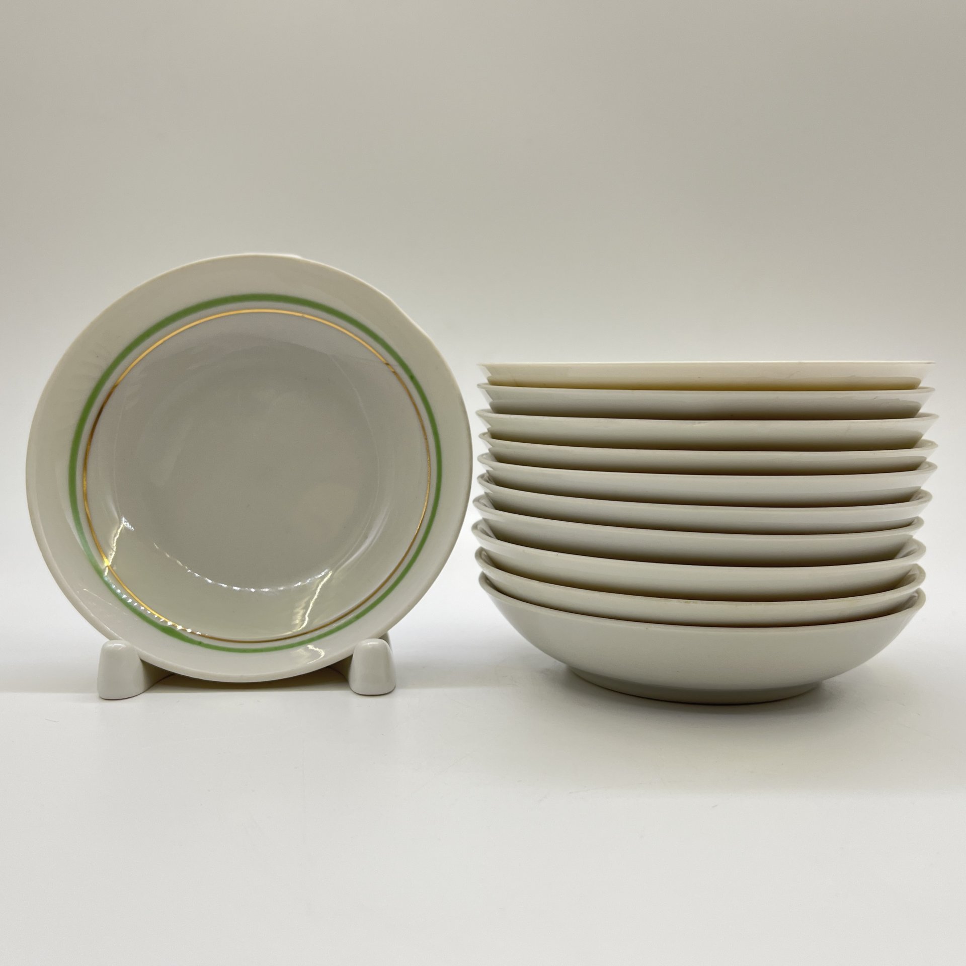 Набор из 11-ти розеток, в подборе, фарфор, золочение, Дмитровский фарфоровый завод (ДФЗ Вербилки), СССР, 1954-1965 гг.