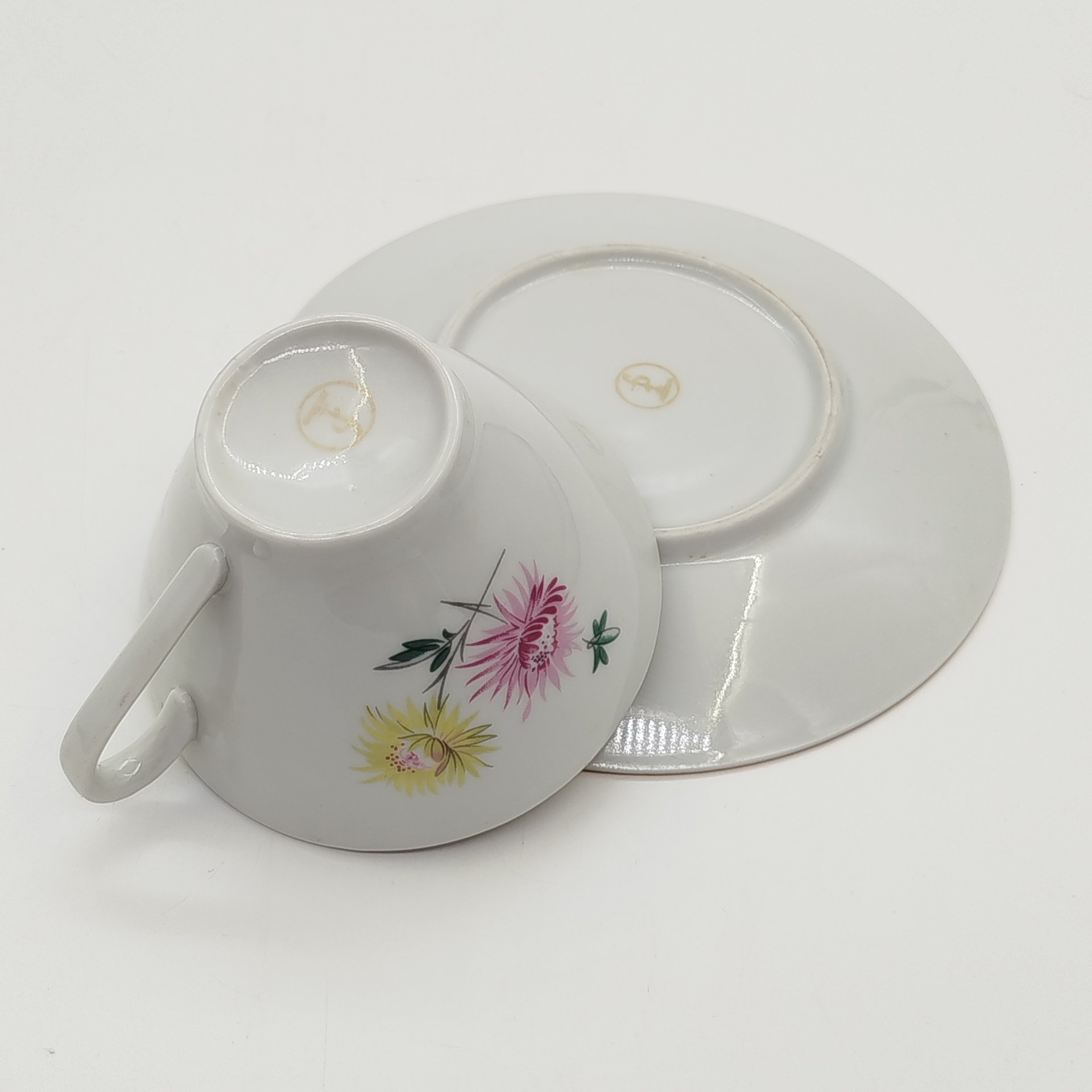 Пара чайная с цветочным декором