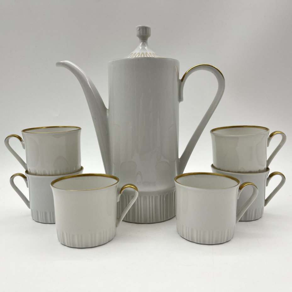 Сервиз кофейный с лаконичным декором, на 6 персон (15 предметов), фарфор, золочение, Volkstedt Beyer & Bock, Германия, 1948-1968 гг.