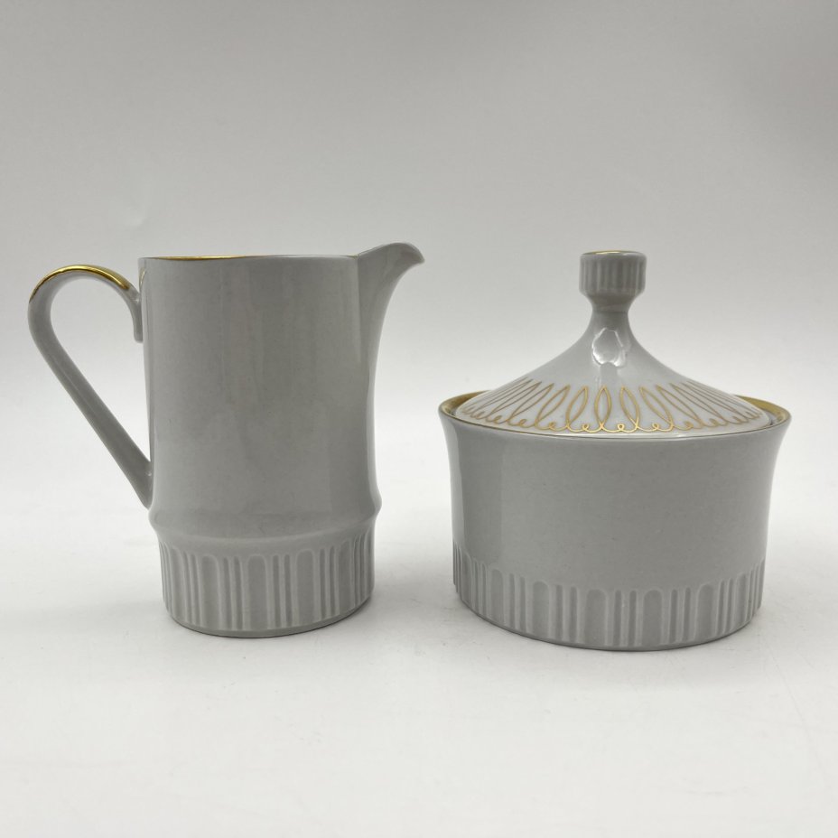 Сервиз кофейный с лаконичным декором, на 6 персон (15 предметов), фарфор, золочение, Volkstedt Beyer & Bock, Германия, 1948-1968 гг.