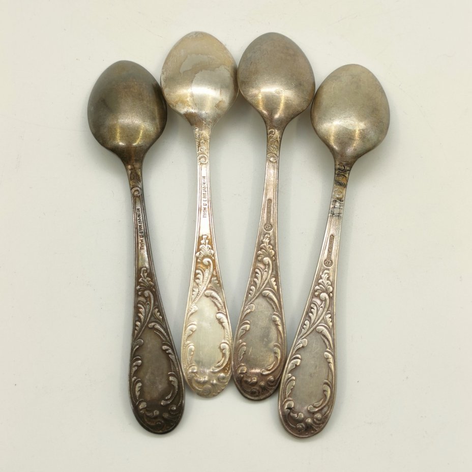 Набор из 4-х чайных ложек с растительным декором (в подборе), мНЦ (медь-никель-цинк), Кольчугинский завод цветных металлов, СССР, 1950-1990 гг.