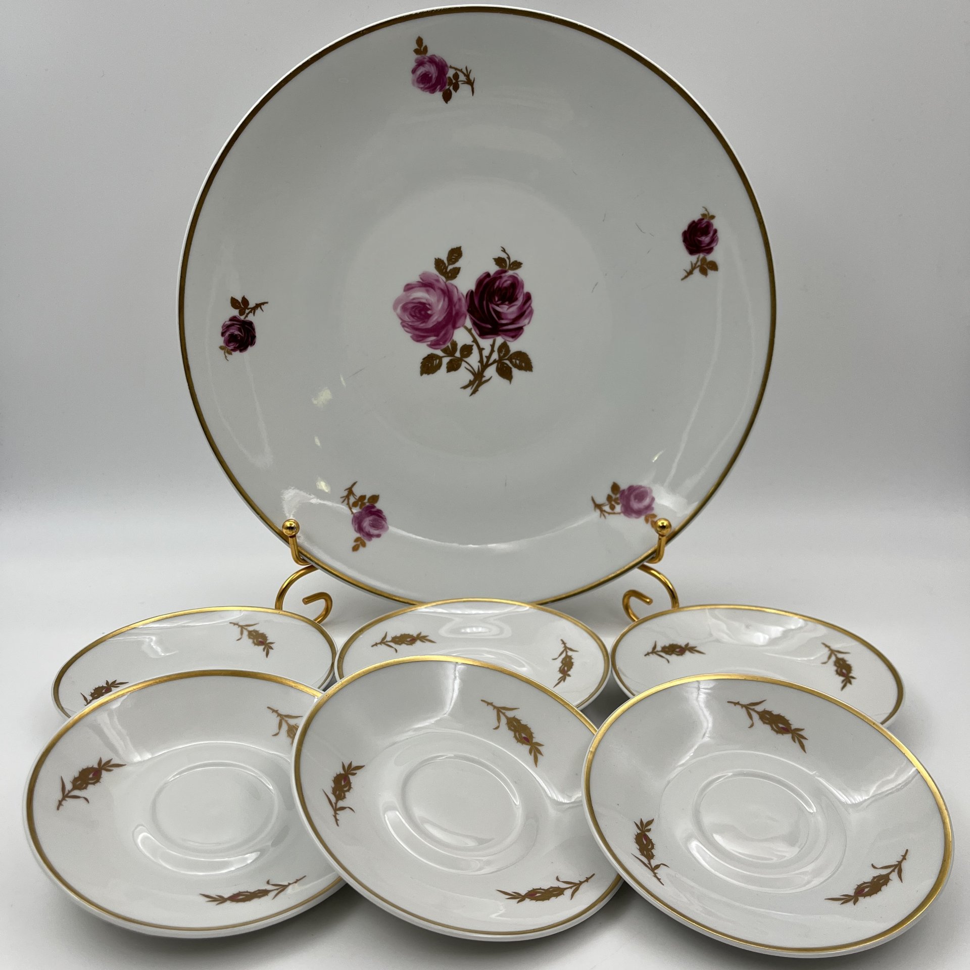 Сервиз кофейный с декором в виде роз на 6 персон (16 предметов), фарфор, деколь, золочение, Lichte Porzellan (Лихте), ГДР, 1976-1991 гг.