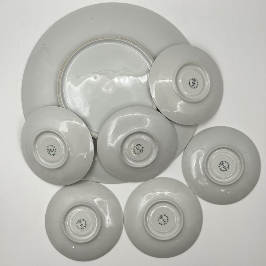 Сервиз кофейный с декором в виде роз на 6 персон (16 предметов), фарфор, деколь, золочение, Lichte Porzellan (Лихте), ГДР, 1976-1991 гг.