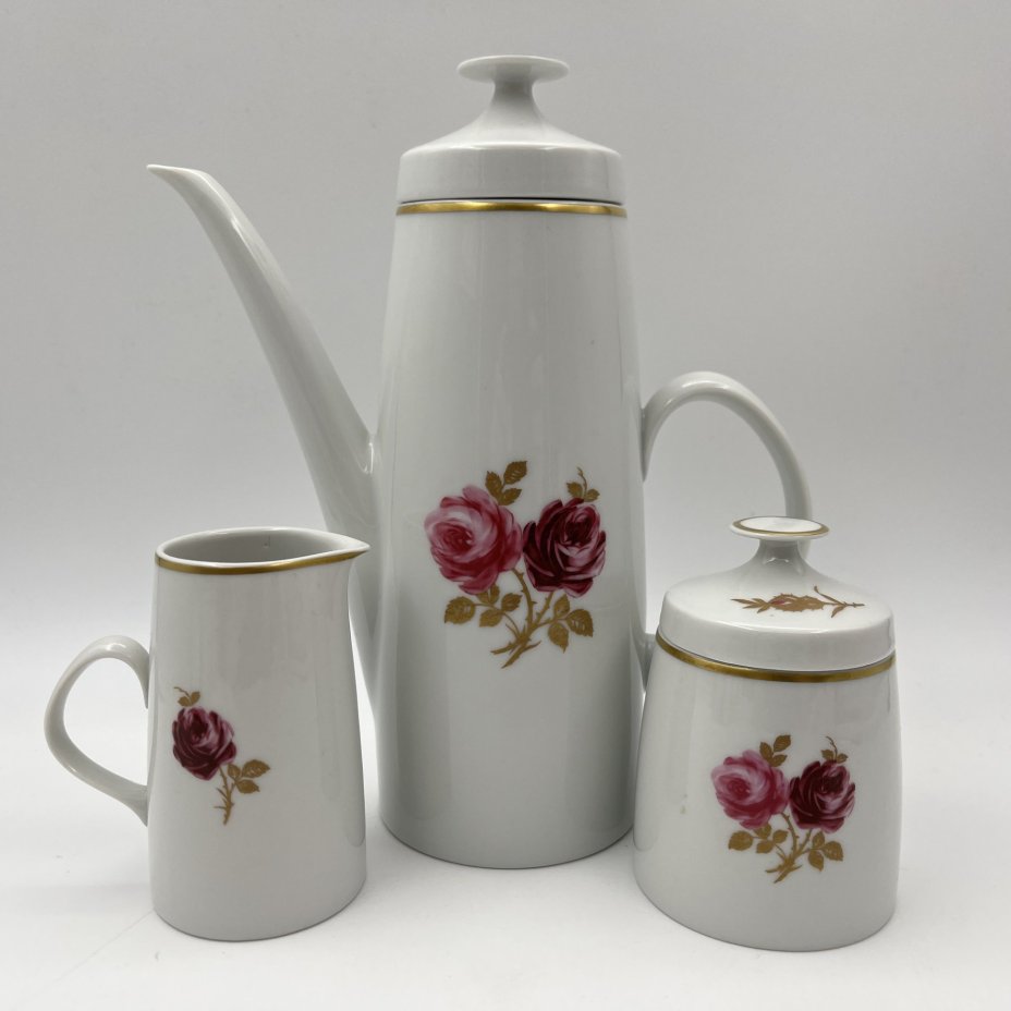 Сервиз кофейный с декором в виде роз на 6 персон (16 предметов), фарфор, деколь, золочение, Lichte Porzellan (Лихте), ГДР, 1976-1991 гг.