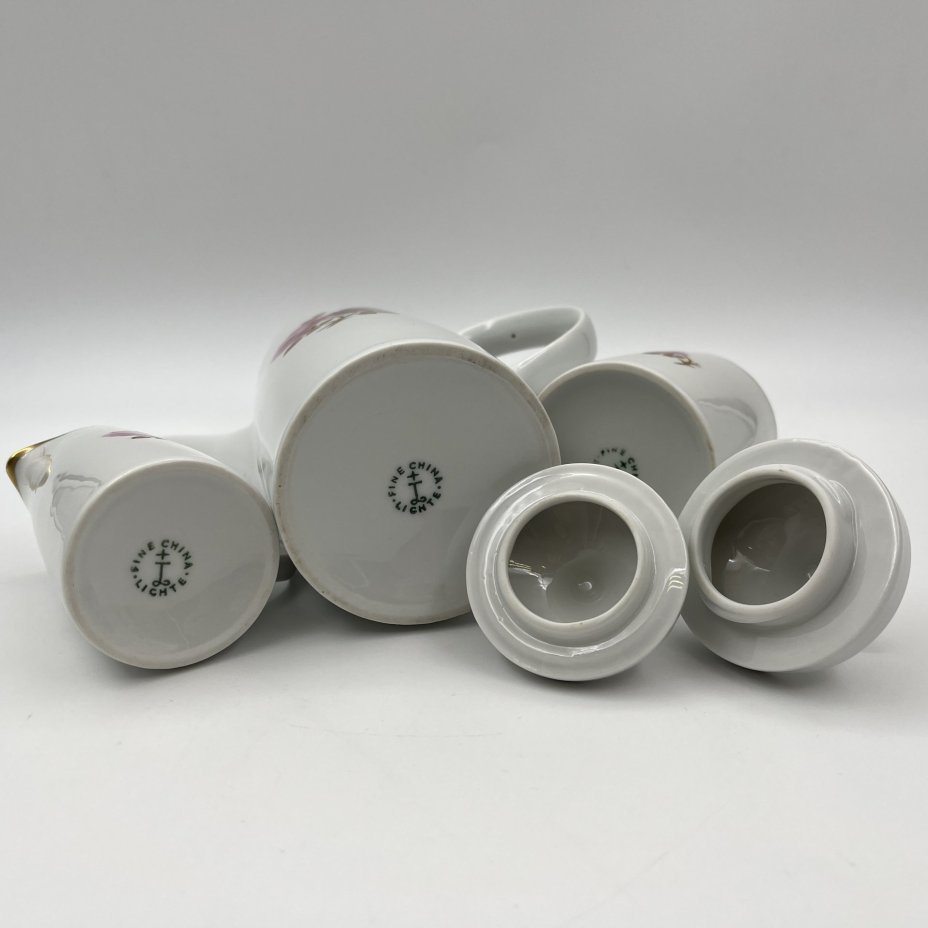 Сервиз кофейный с декором в виде роз на 6 персон (16 предметов), фарфор, деколь, золочение, Lichte Porzellan (Лихте), ГДР, 1976-1991 гг.