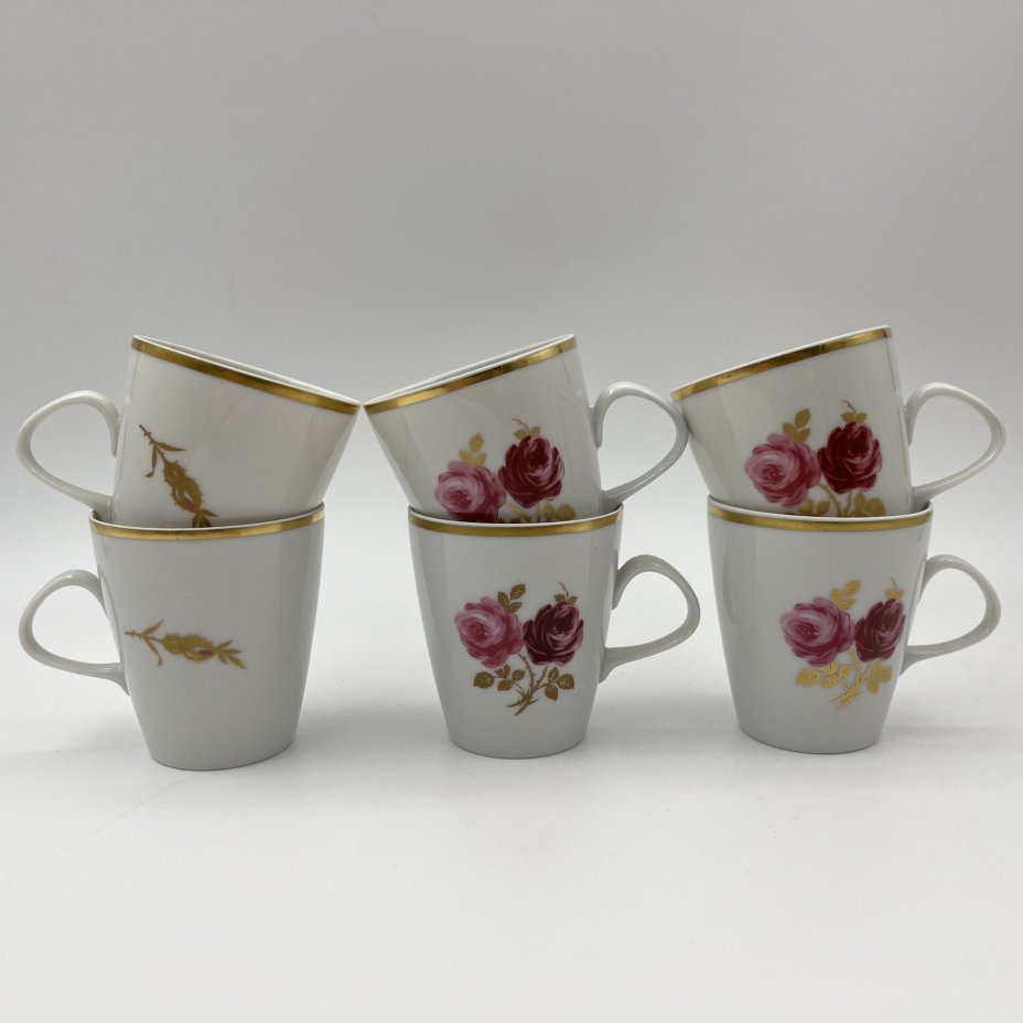 Сервиз кофейный с декором в виде роз на 6 персон (16 предметов), фарфор, деколь, золочение, Lichte Porzellan (Лихте), ГДР, 1976-1991 гг.