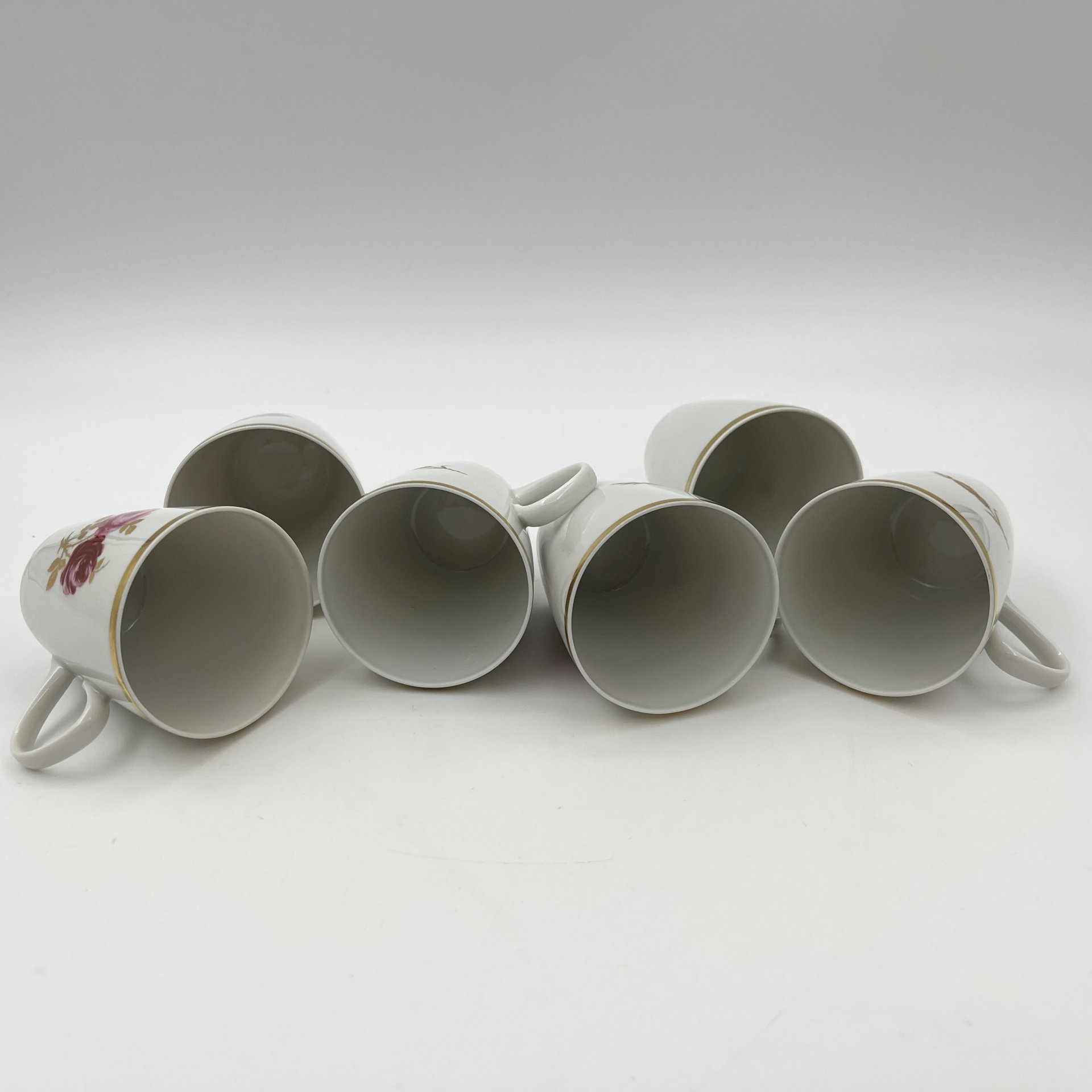 Сервиз кофейный с декором в виде роз на 6 персон (16 предметов), фарфор, деколь, золочение, Lichte Porzellan (Лихте), ГДР, 1976-1991 гг.