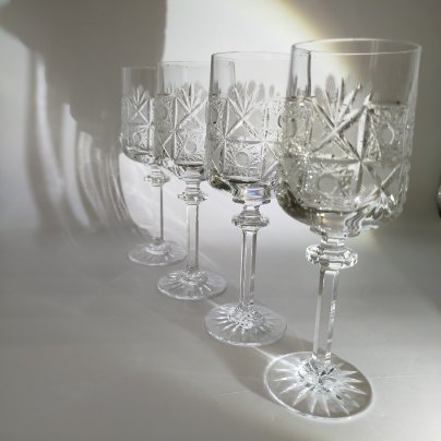 Набор из 4-х бокалов, украшенных геометрическим декором, хрусталь, алмазная грань, СССР, 1970-1990 гг.