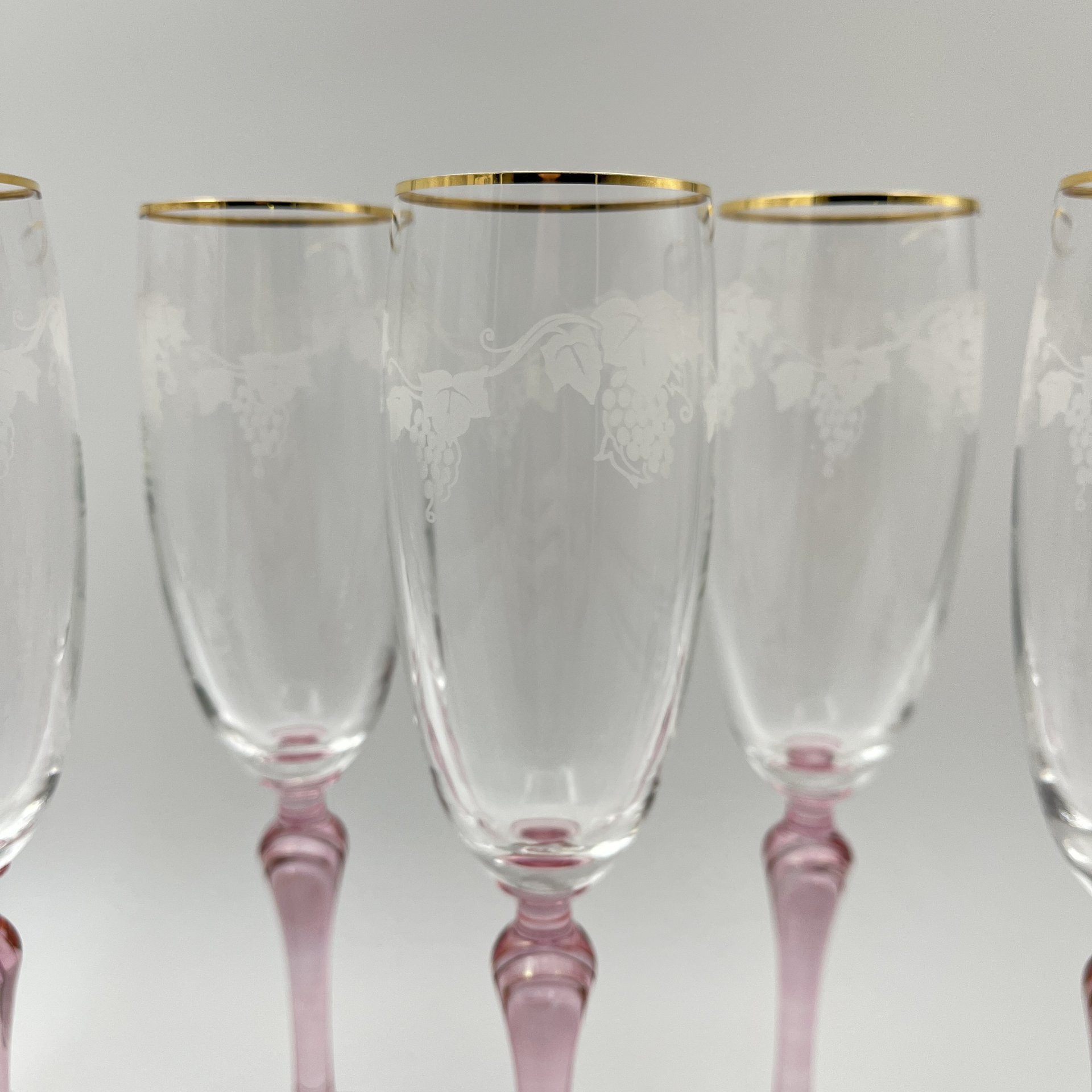 Набор из 6 бокалов (фужеров) для шампанского с декором в виде виноградной лозы