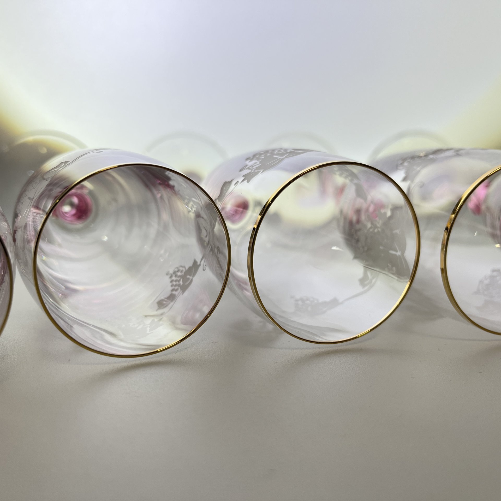 Набор из 6 бокалов (фужеров) для шампанского с декором в виде виноградной лозы