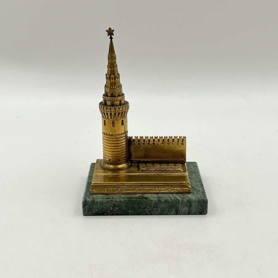 Сувенир настольный (миниатюрный) "Водовзводная башня Московского Кремля"