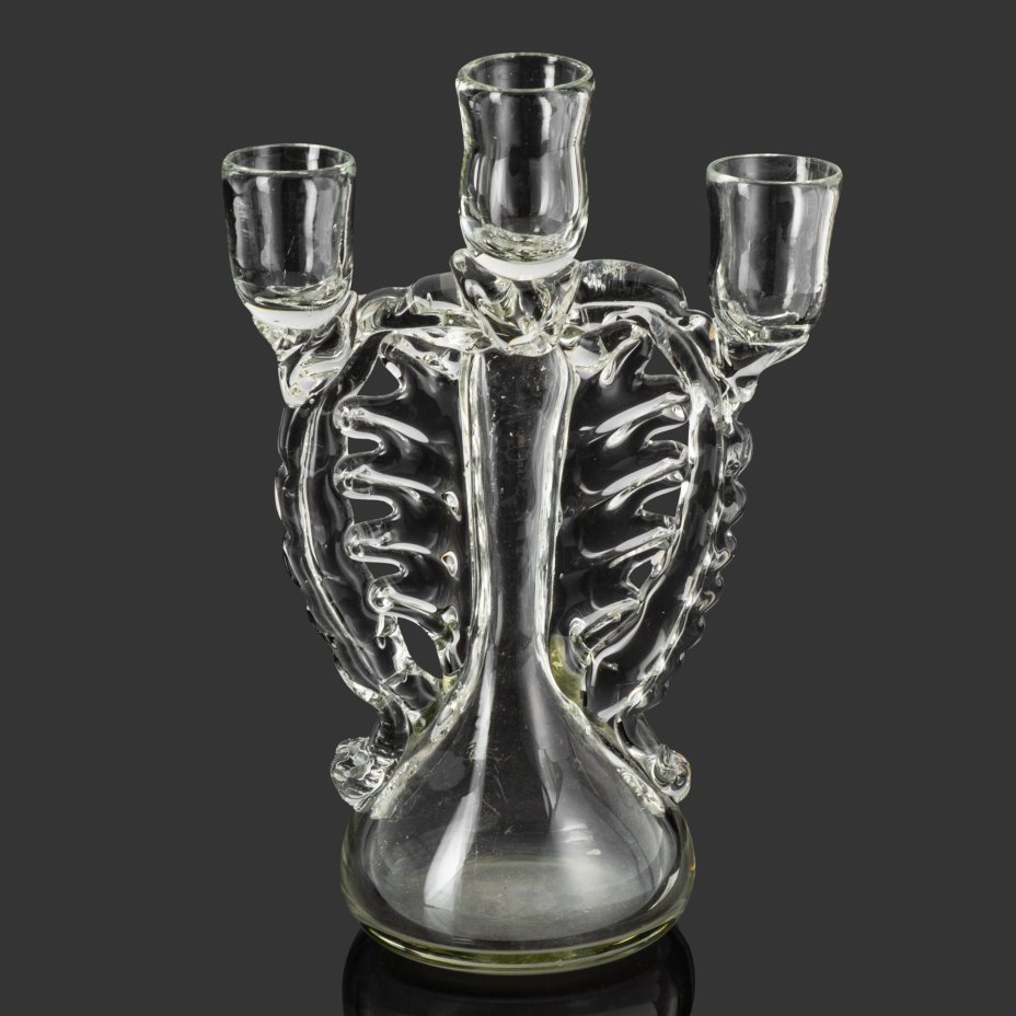 Подсвечник на 3 свечи, автор Мери Евгения Андреевна/Мациевский Я. Г., стекло, гутная техника, налепы, Львовская керамико-скульптурная фабрика (ЛКСФ), СССР, 1970-1990 гг.