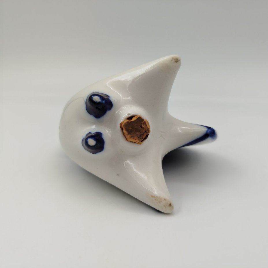 Солонка "Петух", скульптор М.Н. Мох, фарфор, роспись, золочение, Ленинградский фарфоровый завод (ЛФЗ), СССР, 1970-1991 гг.