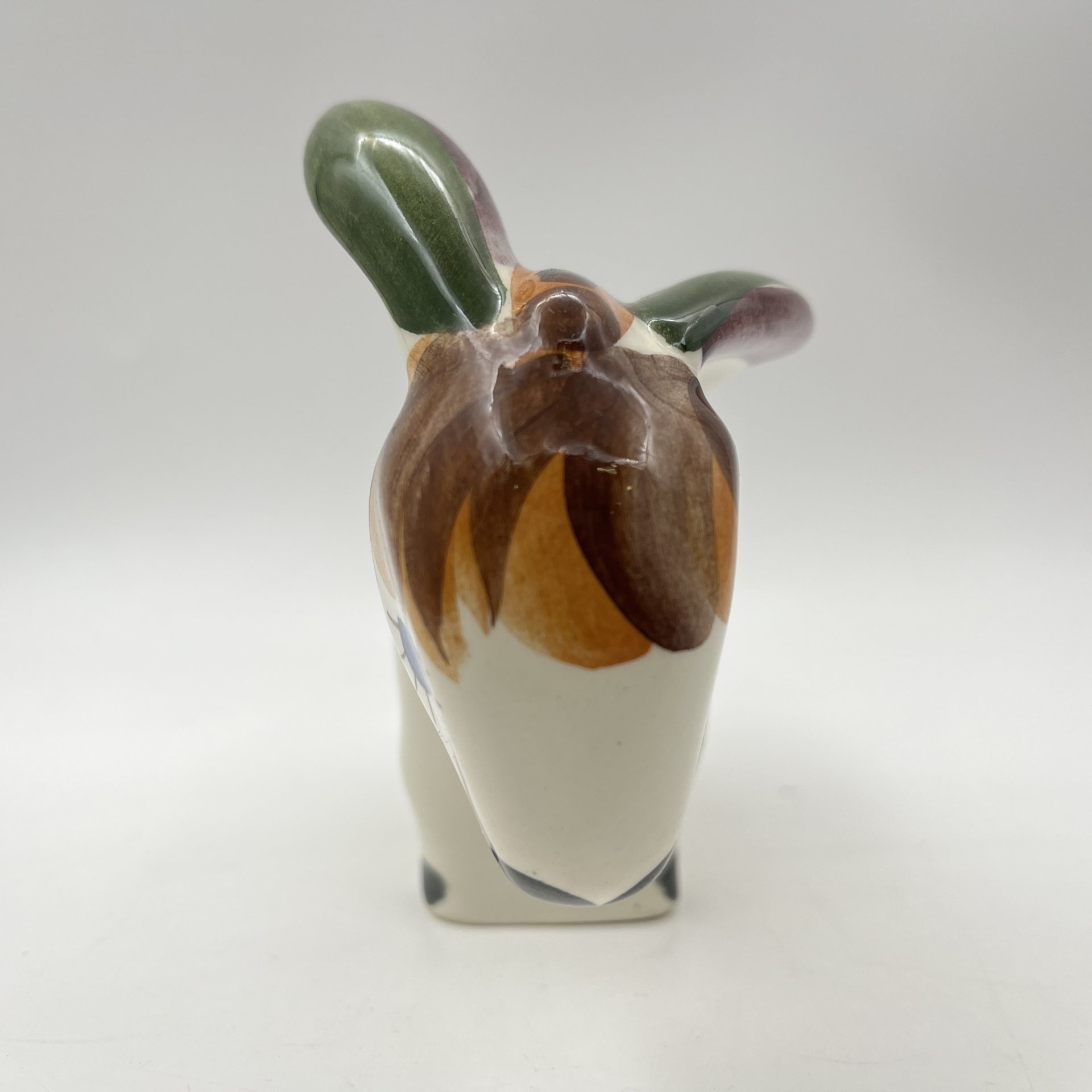 Статуэтка "Ослик", авторы Сергеев В. А., Крохина Ф. Н., фаянс, роспись, Конаковский фаянсовый завод им. М.И. Калинина (ЗиК Конаково), СССР, 1974-1991 гг.