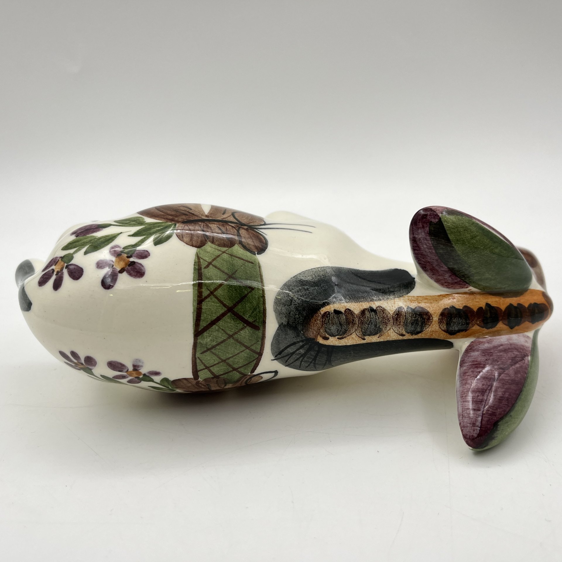 Статуэтка "Ослик", авторы Сергеев В. А., Крохина Ф. Н., фаянс, роспись, Конаковский фаянсовый завод им. М.И. Калинина (ЗиК Конаково), СССР, 1974-1991 гг.