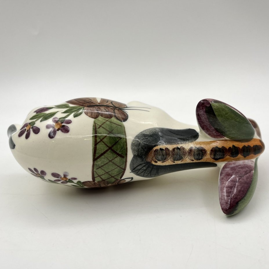 Статуэтка "Ослик", авторы Сергеев В. А., Крохина Ф. Н., фаянс, роспись, Конаковский фаянсовый завод им. М.И. Калинина (ЗиК Конаково), СССР, 1974-1991 гг.