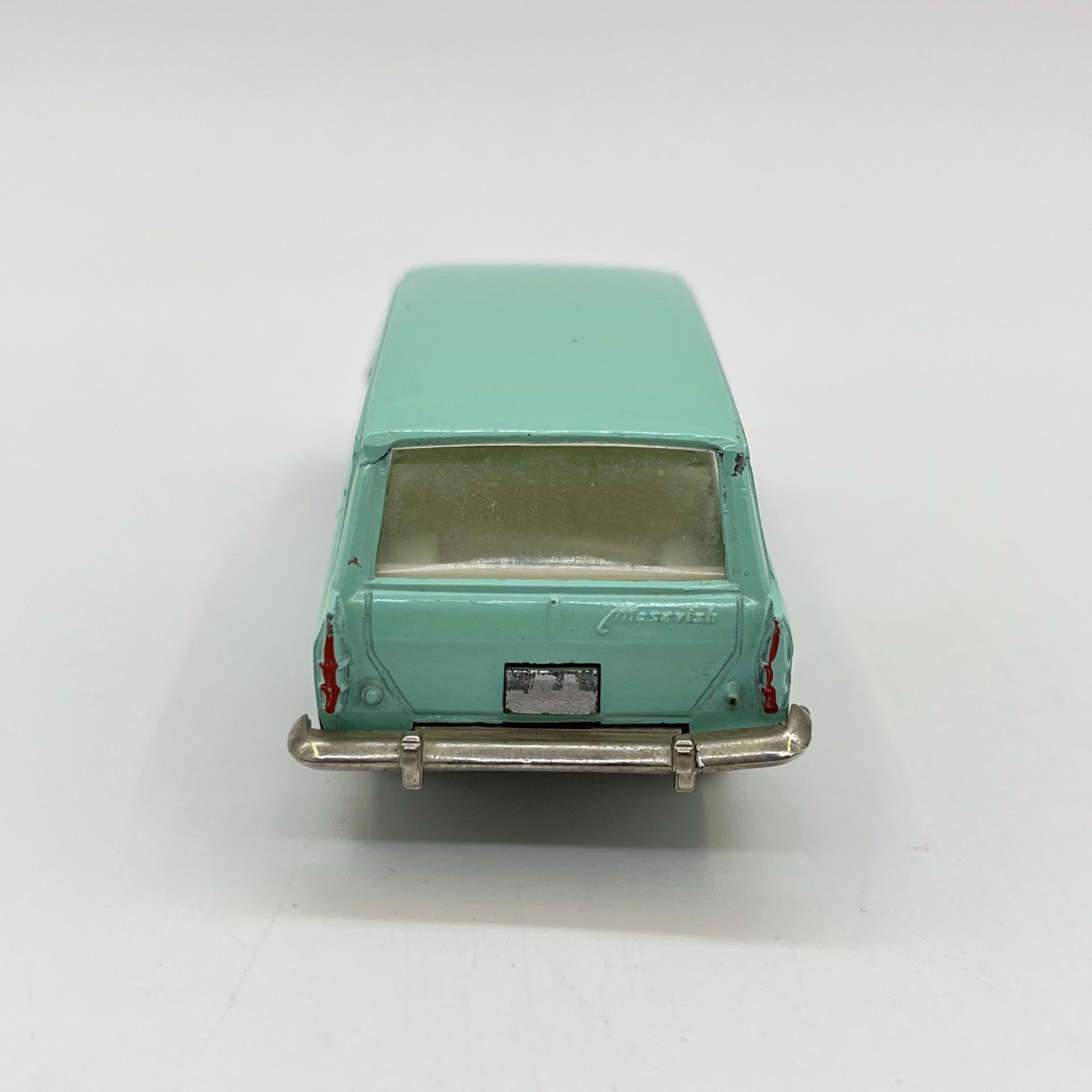 Масштабная модель автомобиля  "Москвич 427" в зеленом цвете, 1:43, модель А4, Саратовский завод «Тантал», металл, пластик, СССР, 1974-1978 гг.