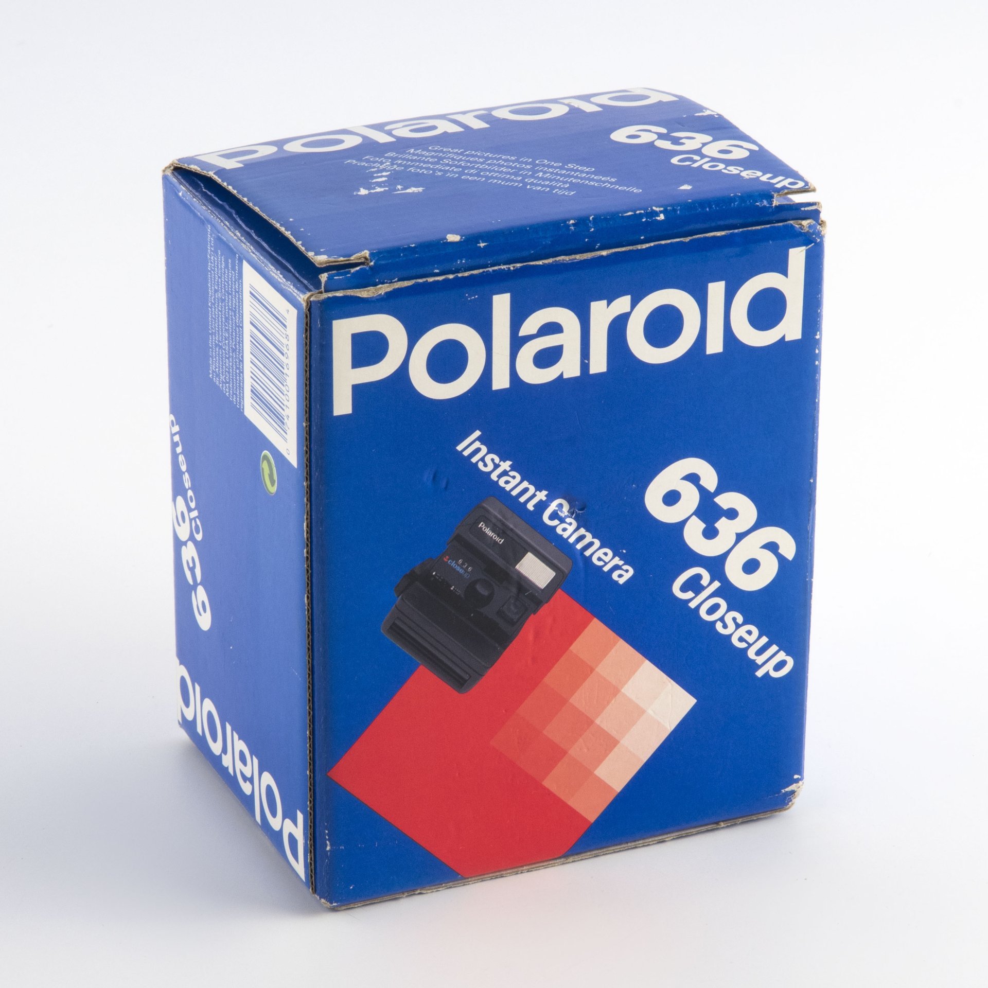 Фотоаппарат мгновенной печати "Polaroid 636 Close Up" в оригинальной коробке с инструкцией, пластик, Фирма "Polaroid", Великобритания, 1980-1990 гг., Polaroid