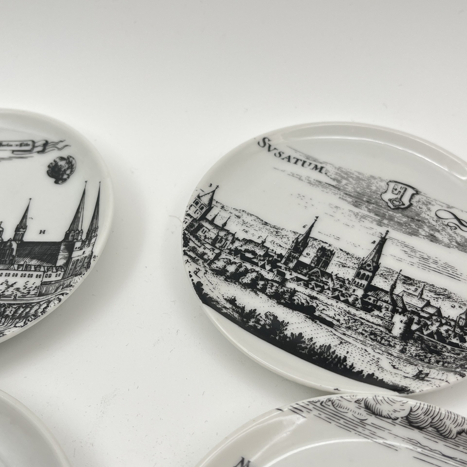 Набор из 6-ти розеток, украшенных изображением городов, Altenkunstadt, фарфор, деколь, Германия, 1960-1980 гг.