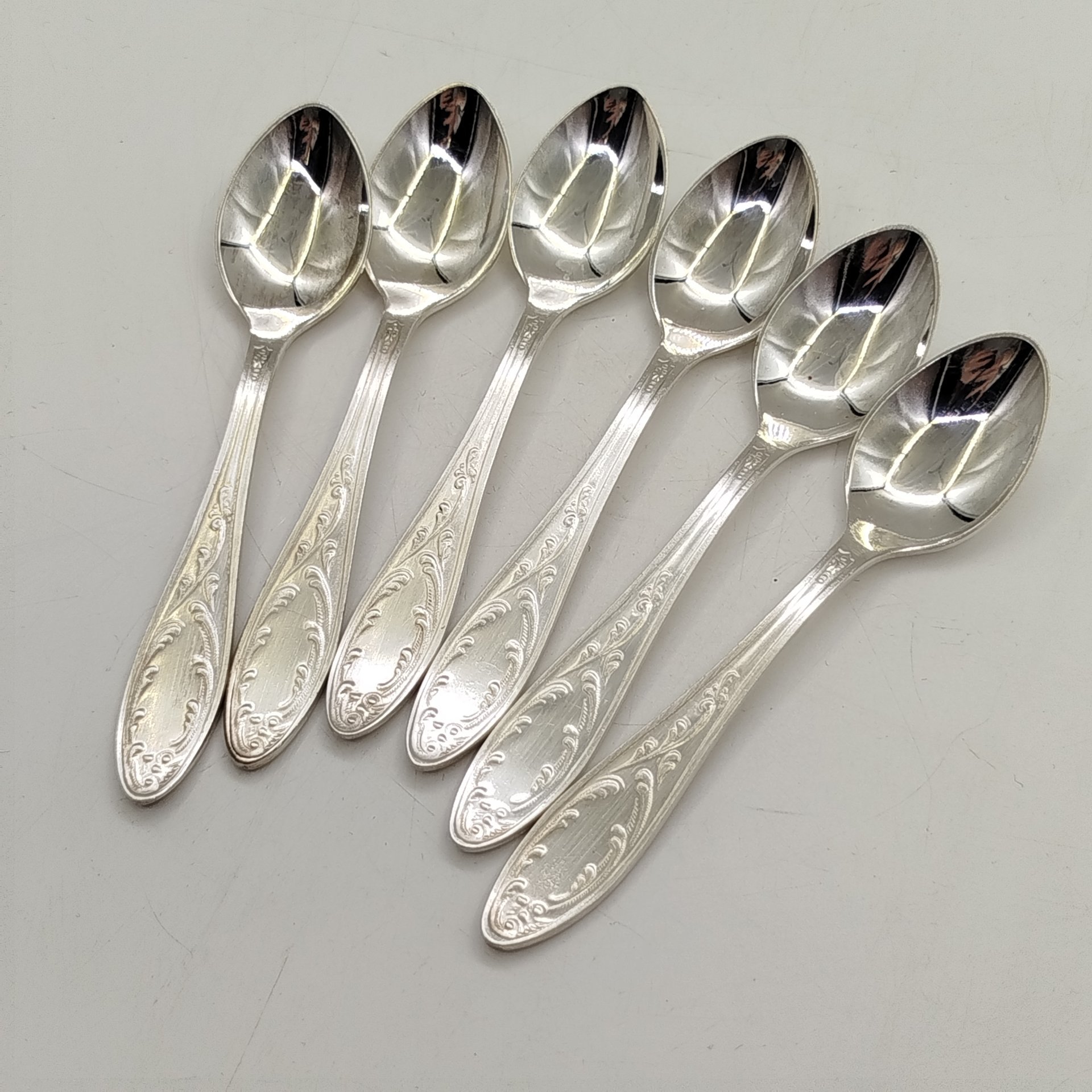 Набор из 6-ти кофейных ложек "Пламя", мНЦ (медь-никель-цинк), пластик, Кольчугинский завод цветных металлов, СССР, 1970-1990 гг.