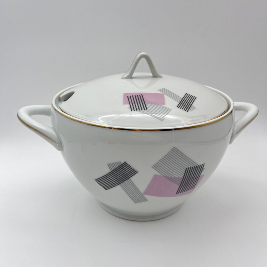 Супница с геометрическим декором, Cornelia Loucky Carlsbad