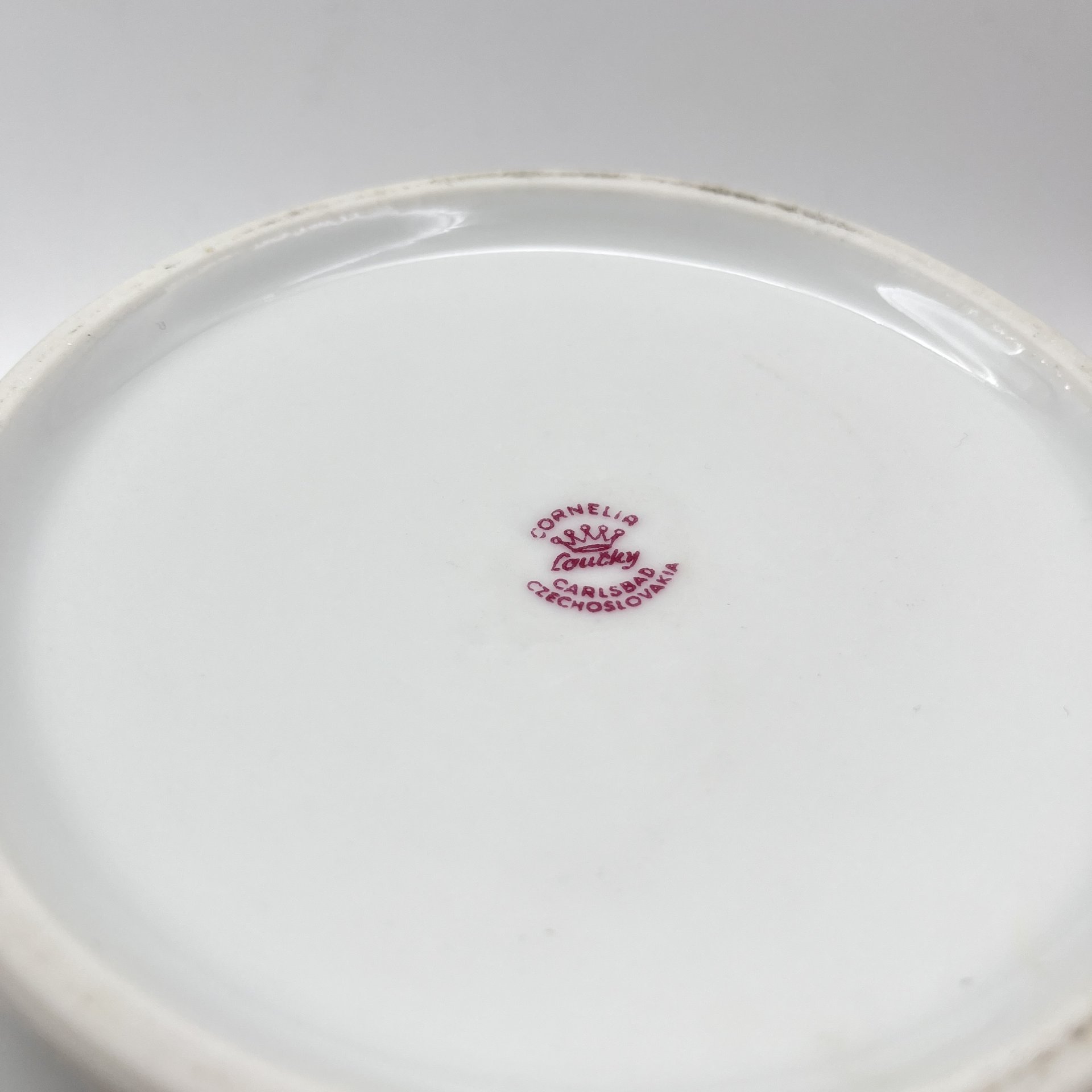 Супница с геометрическим декором, Cornelia Loucky Carlsbad