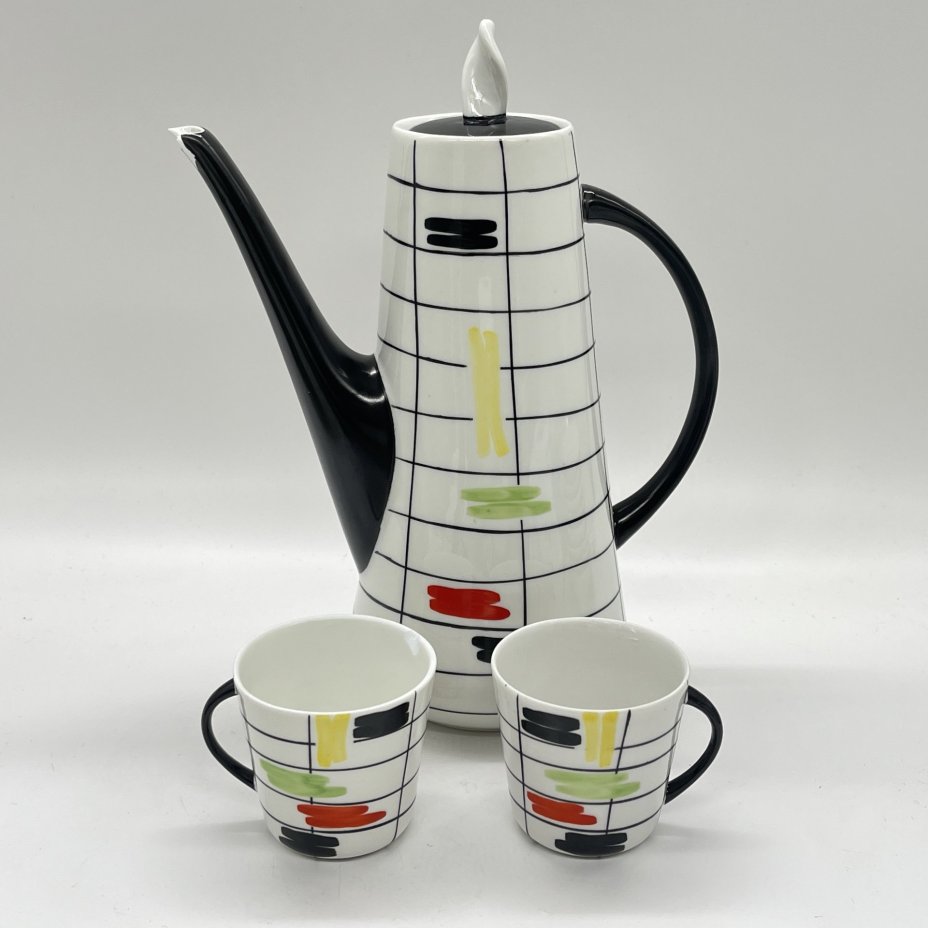 Кофейник и две чашки с геометрическим декором, автор Данута Душняк, фарфор, роспись, Chodziez, Польша, 1964-1980 гг.