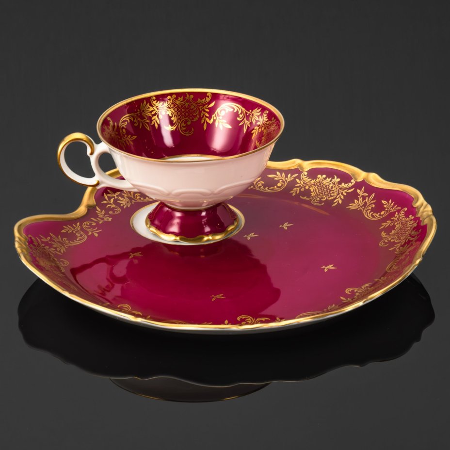 Чайная пара с фигурным блюдцем, коллекция "Dora", фарфор, крытье, золочение, Weimar Porzellan (Веймарский фарфор), ГДР, 1949-1980 гг.