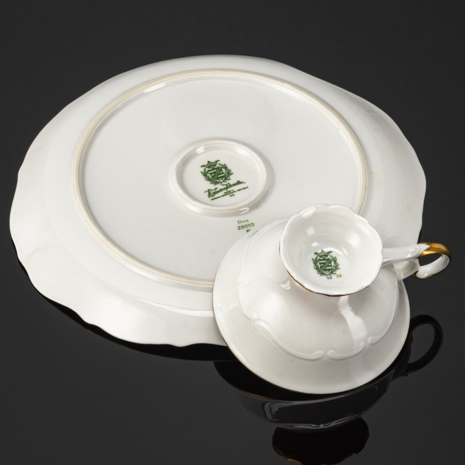 Чайная пара с фигурным блюдцем, коллекция "Dora", фарфор, крытье, золочение, Weimar Porzellan (Веймарский фарфор), ГДР, 1949-1980 гг.