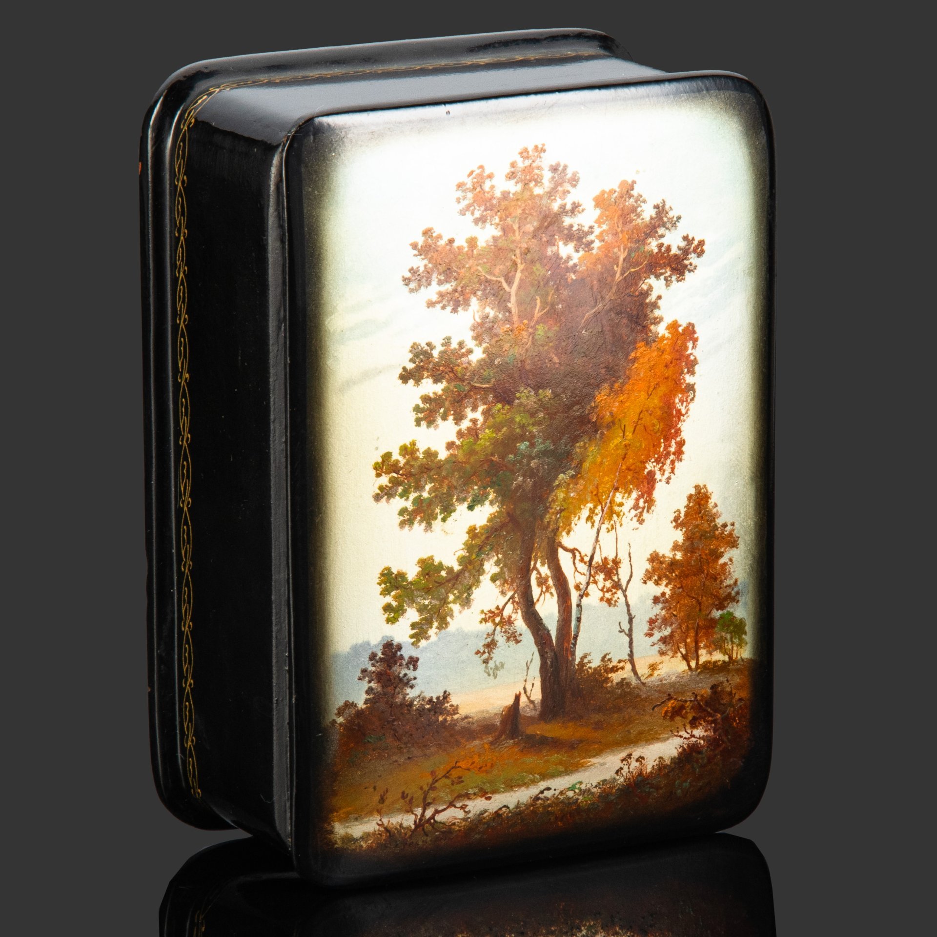 Шкатулка (лаковая миниатюра) "Осень", папье-маше, лак, роспись,  письмо "по-сквозному", Федоскинская фабрика миниатюрной живописи (Федоскино), СССР, 1963 г.