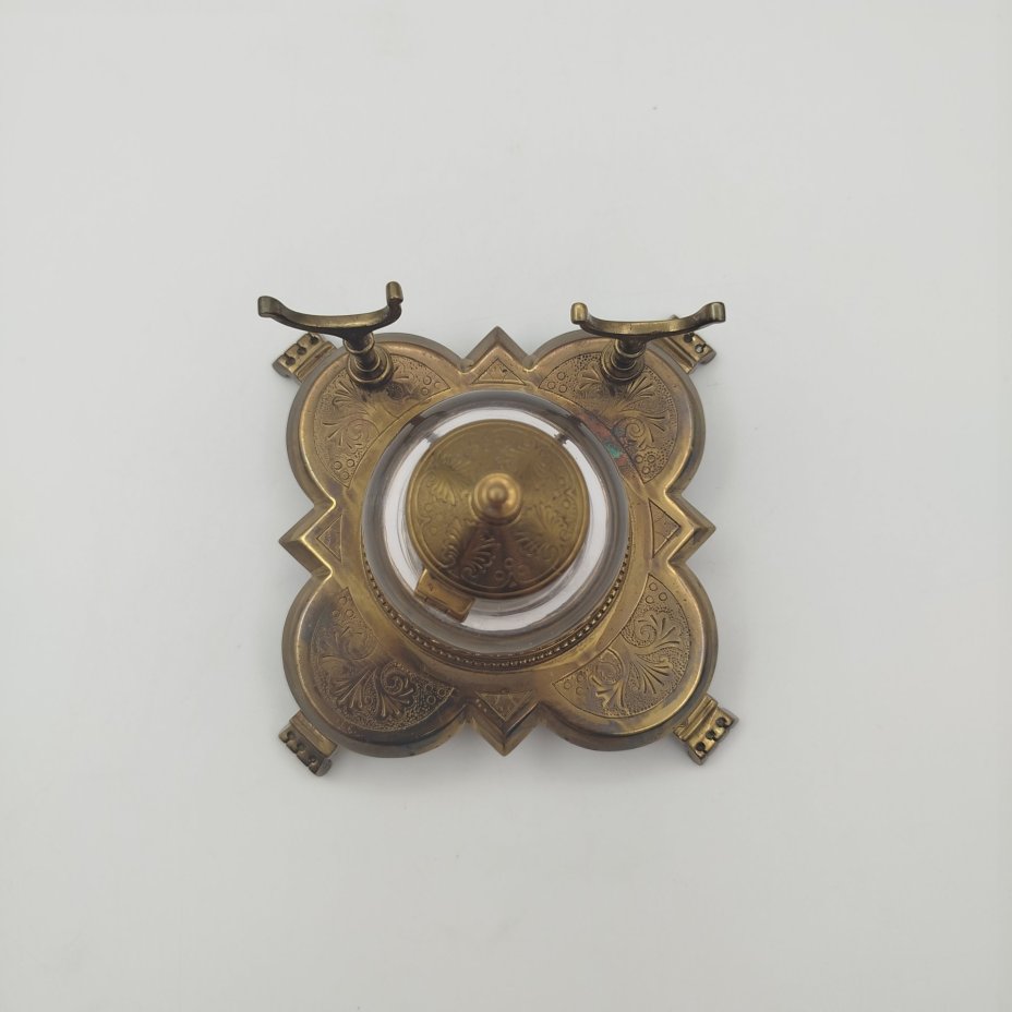 Чернильница в стиле модерн