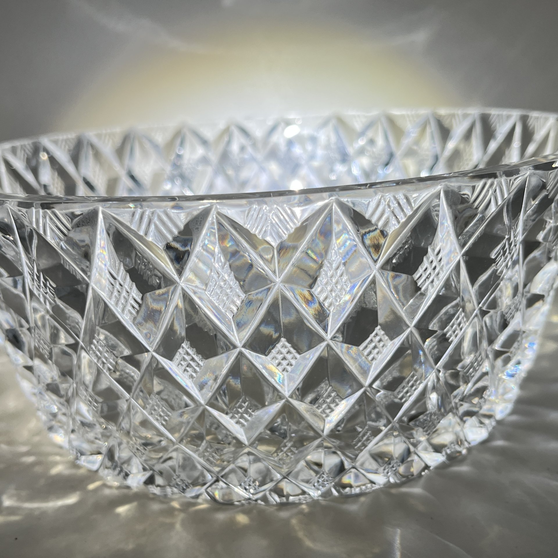 Фруктовница с геометрическим декором, хрусталь, пресс, СССР, 1970-1990 гг.