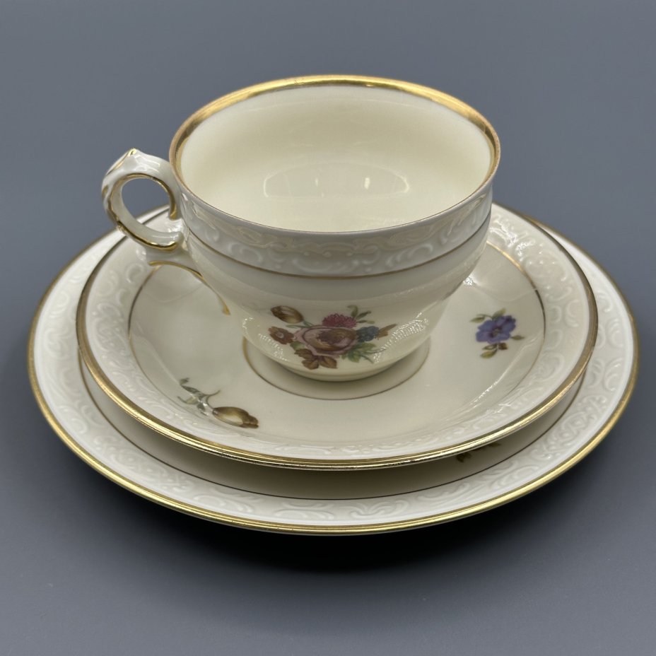 Трио чайное с цветочным декором, "Kjøbenhavns Porcellains Maleri"