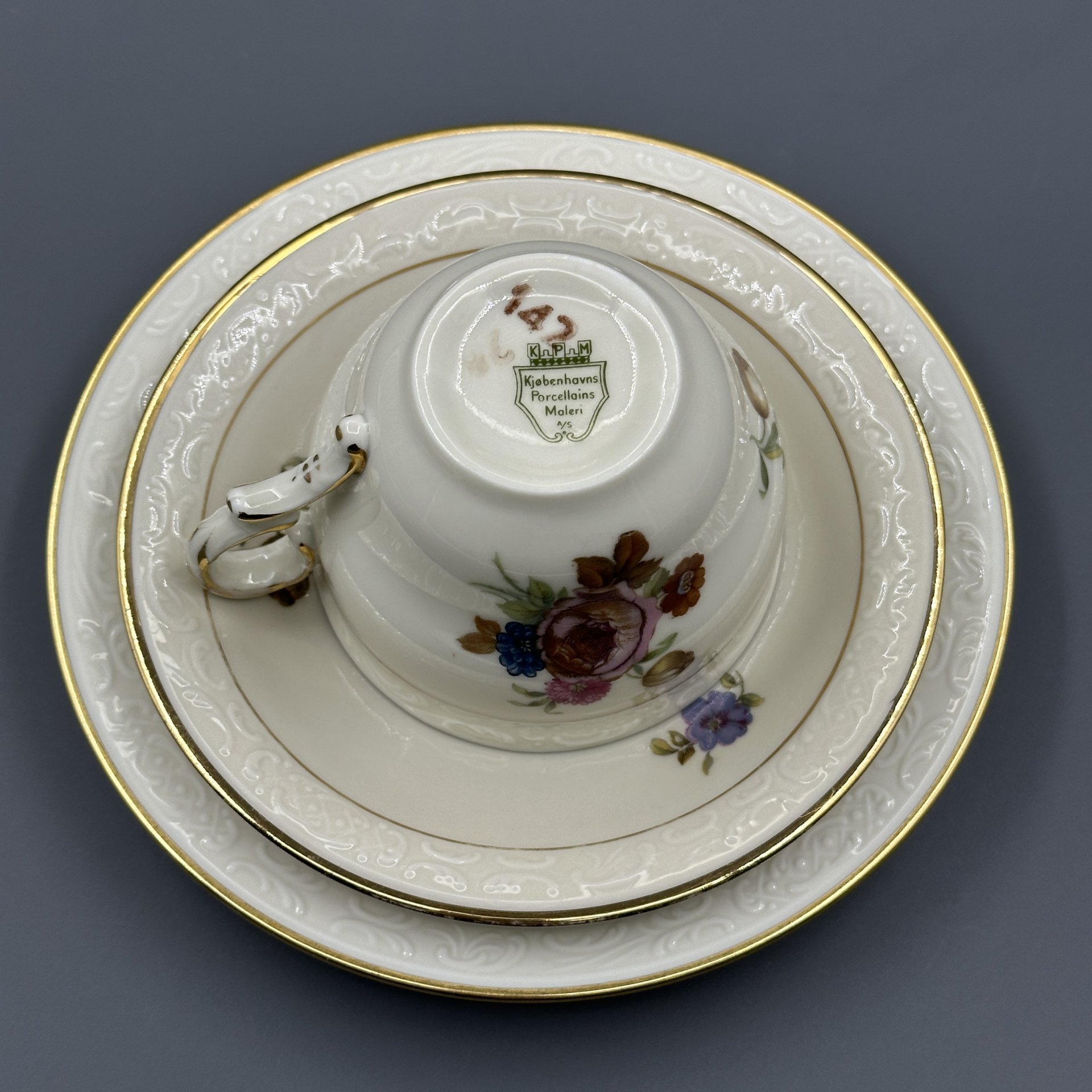 Трио чайное с цветочным декором, "Kjøbenhavns Porcellains Maleri"