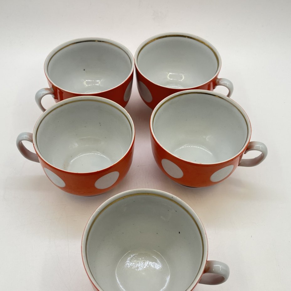 Набор из 5 чашек в горошек