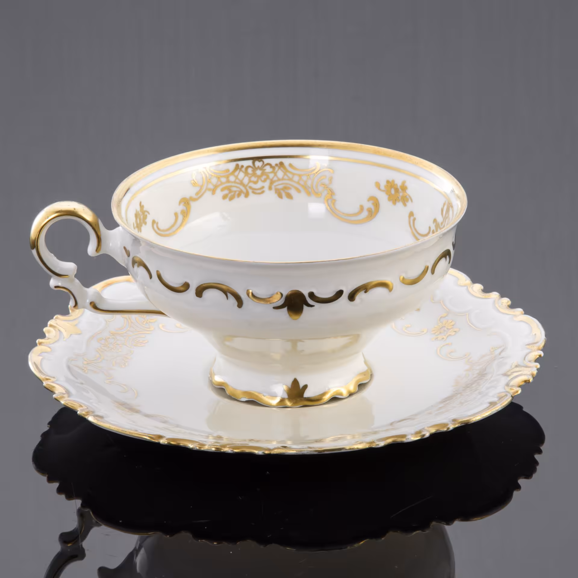 Пара чайная с изящным ажурным декором, Reichenbach (Райхенбах)