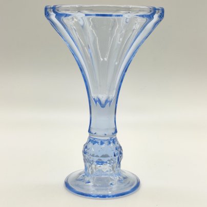 Ваза (подсвечник) синего оттенка на ножке с рельефным декором, цветное стекло, пресс, Восточная Европа, 1960-1980 гг.