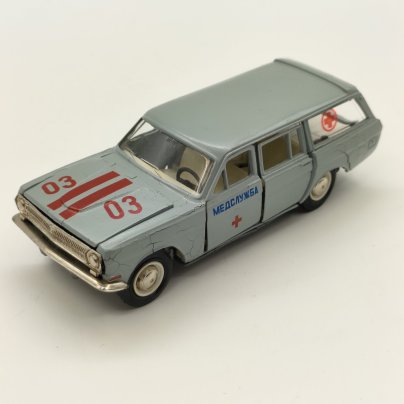 Модель автомобиля "Волга ГАЗ-24-02" (Медслужба)