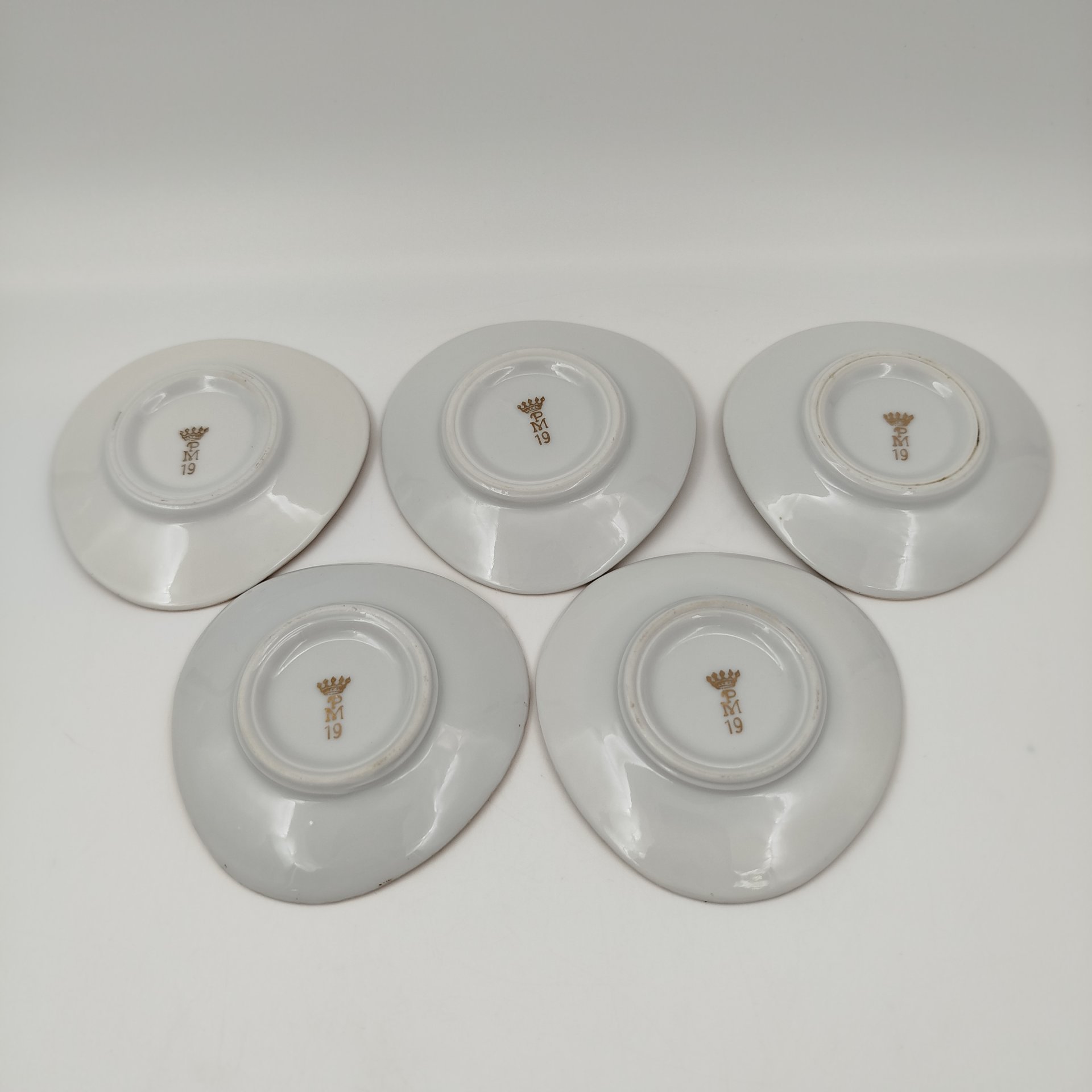 Набор из 5-ти миниатюрных розеток "Мадонна", фарфор, деколь, золочение, Martinroda Friedrich Eger & Co. (PM), ГДР, 1960-1980 гг.