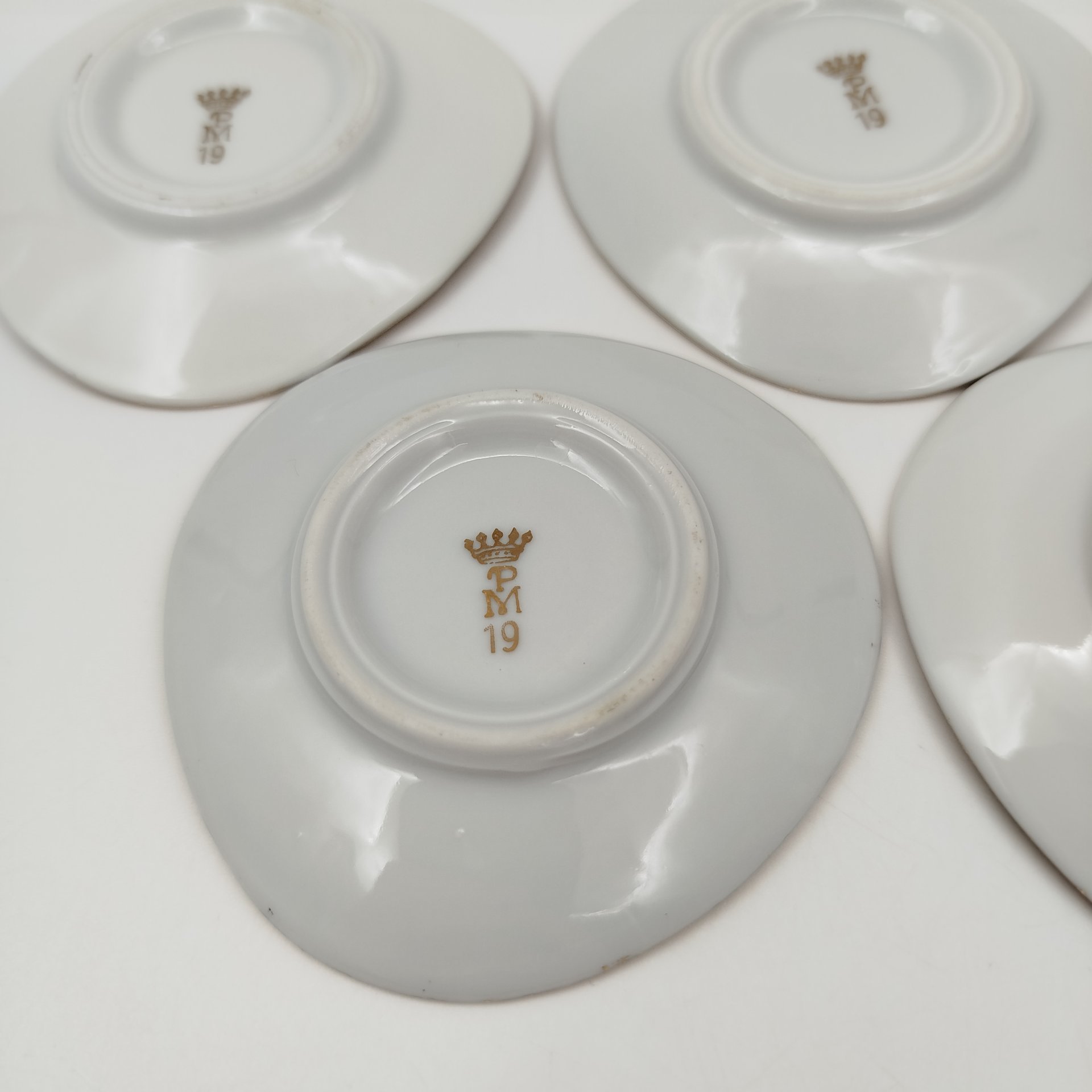 Набор из 5-ти миниатюрных розеток "Мадонна", фарфор, деколь, золочение, Martinroda Friedrich Eger & Co. (PM), ГДР, 1960-1980 гг.