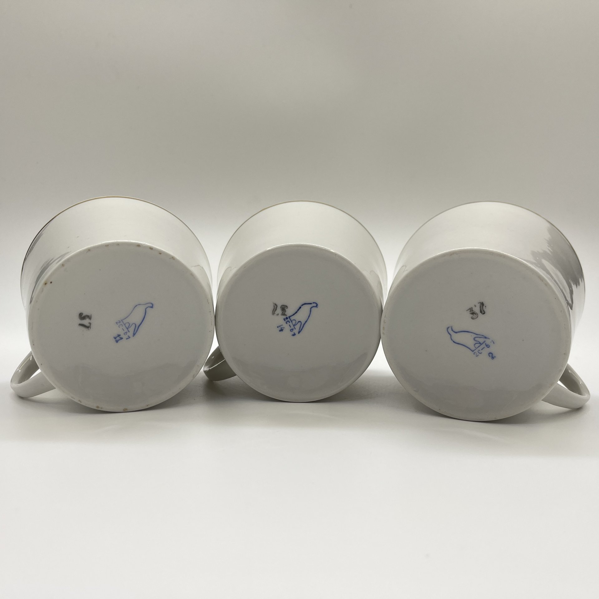 Набор чашек на 3 персоны, фарфор, золочение, Дулевский фарфоровый завод (Дулёво), СССР, 1967 г.