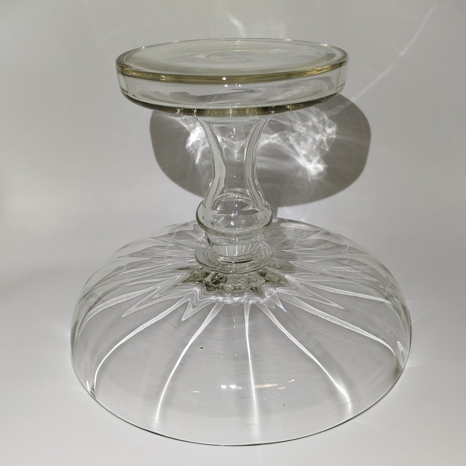 Ваза на ножке (фруктовница), стекло, Российская империя, 1900-1910 гг.