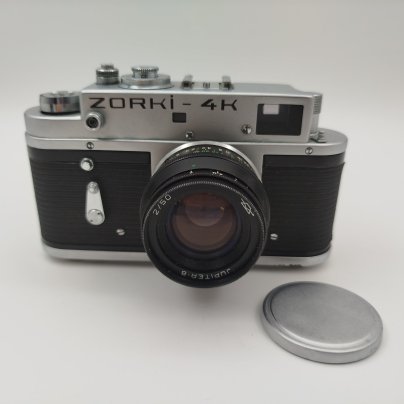 Фотоаппарат "Зоркий 4К" с объективом "Юпитер 8", металл, стекло, кожа, пластик, Красногорский механический завод (КМЗ), СССР, 1975 г., Красногорский механический завод (КМЗ)