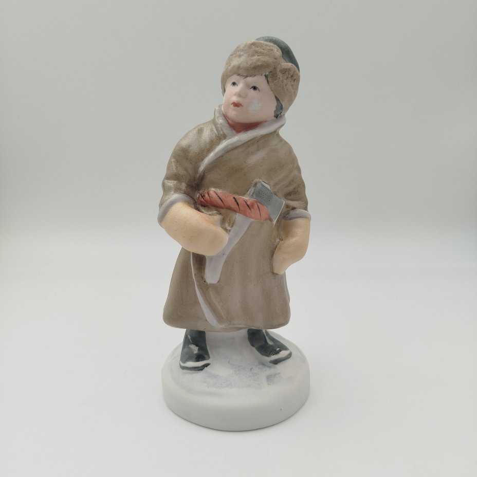 Статуэтка «Мужичок с ноготок», скульптор В.А. Маслов, бисквит, роспись, Первомайский фарфоровый завод (Песочное), СССР, 1950-1960 гг.